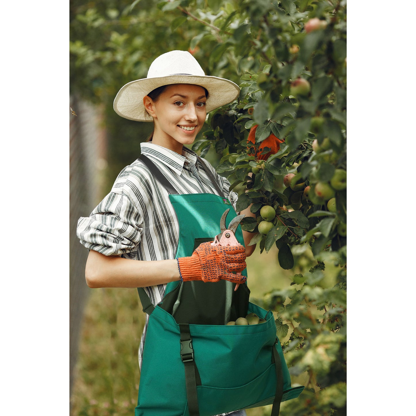 Kangaroo Apron for Gardener and Farmer with Pockets and Harvesting Pouch, Adjustable, Ergonomic