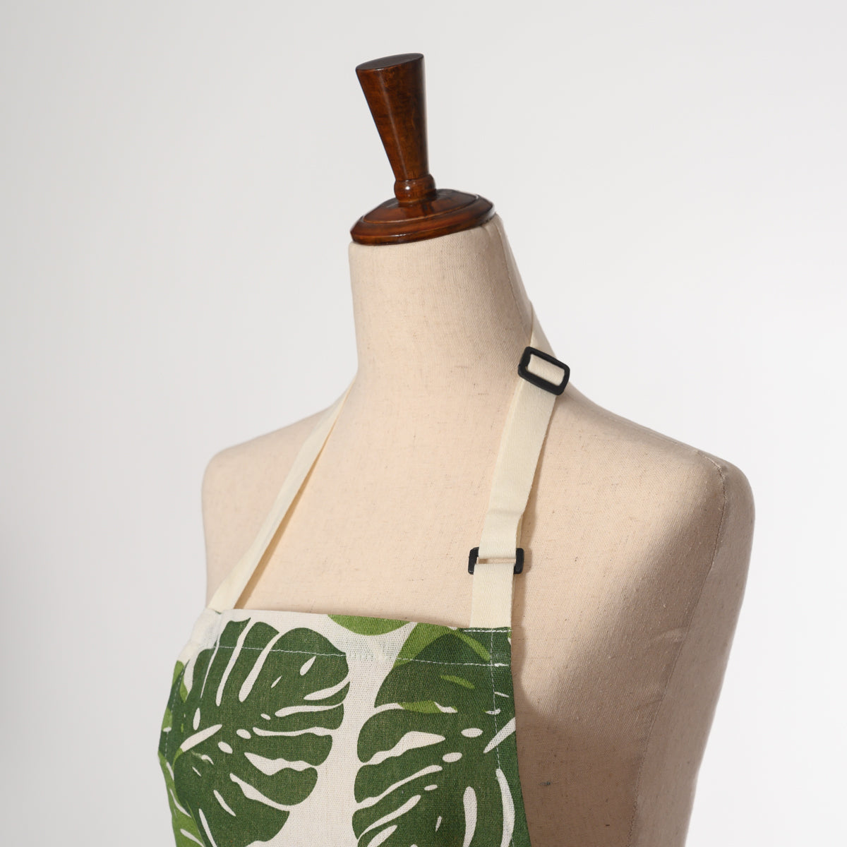 Linen Kitchen Apron with Adjustable Neck Strap